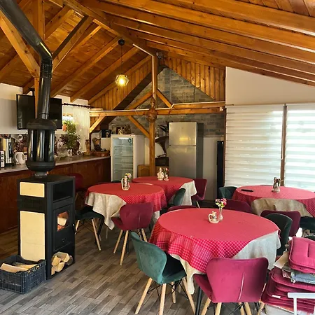 Pensiunea Portas Bed & Breakfast
