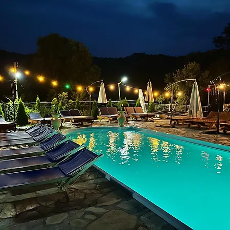 Pensiunea Portas Bed & Breakfast